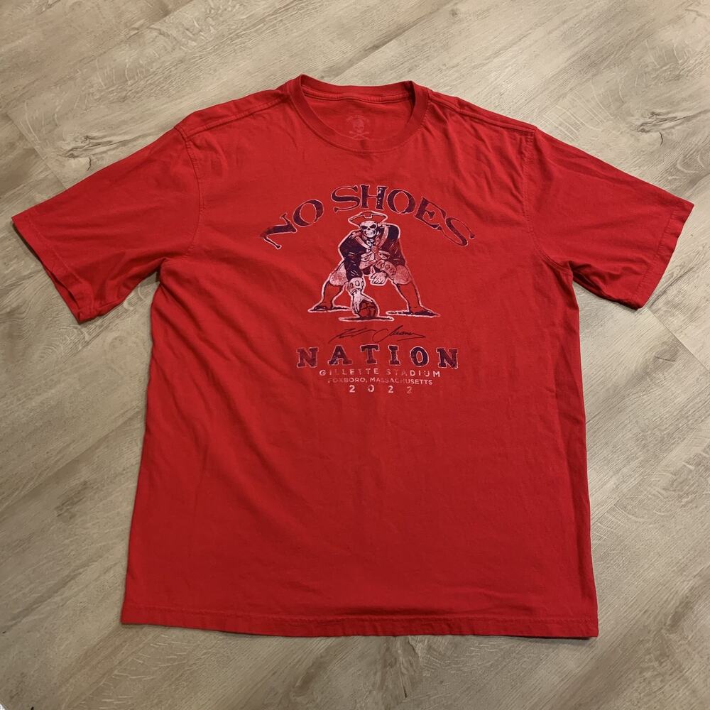 Kenny Chesney No Shoes Nation Tour T-Shirt Men's Large L Red 2022 Foxboro MA
